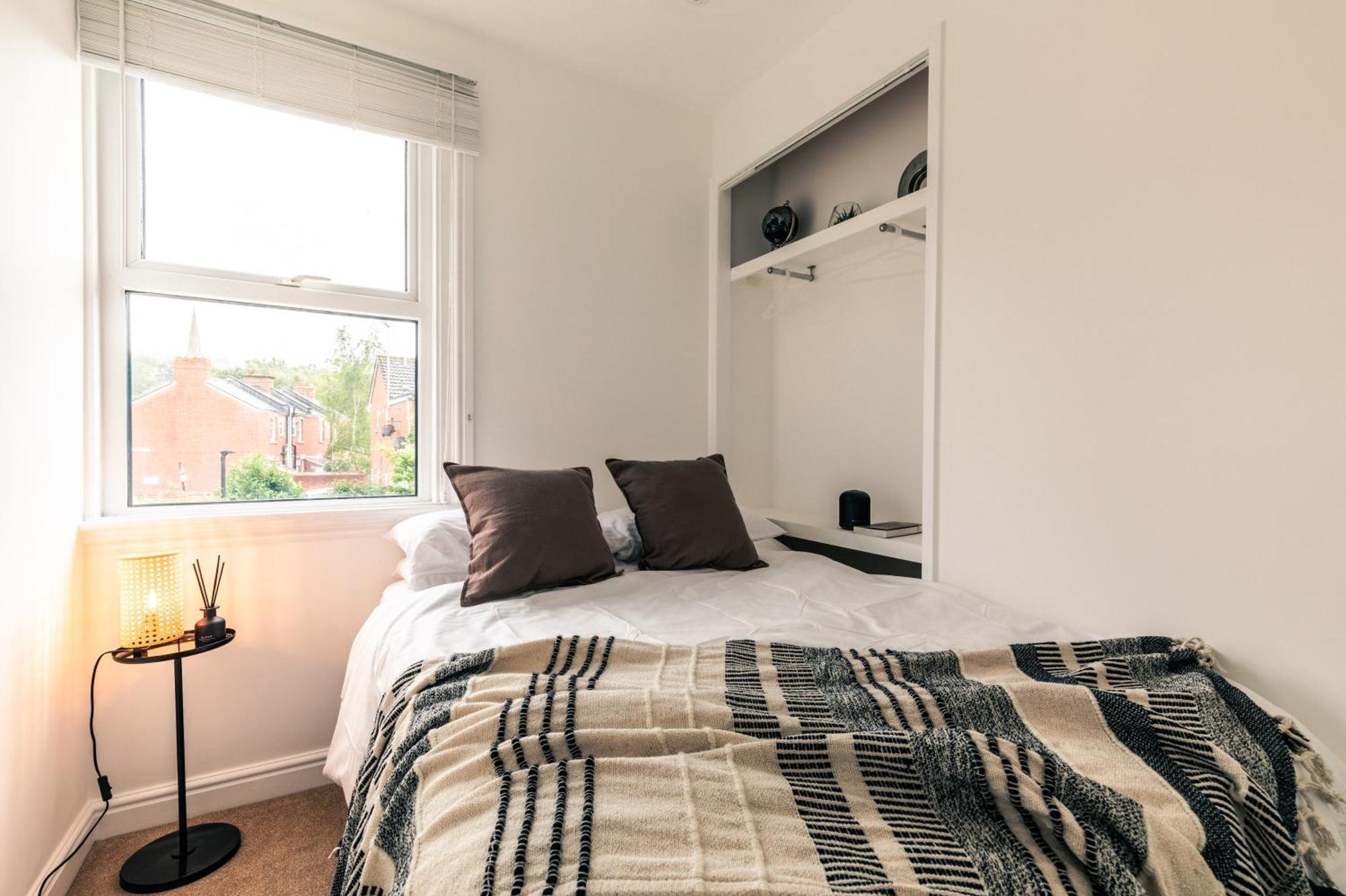 The Broadway Bath - 2 Bedrooms With Parking, Central バース エクステリア 写真