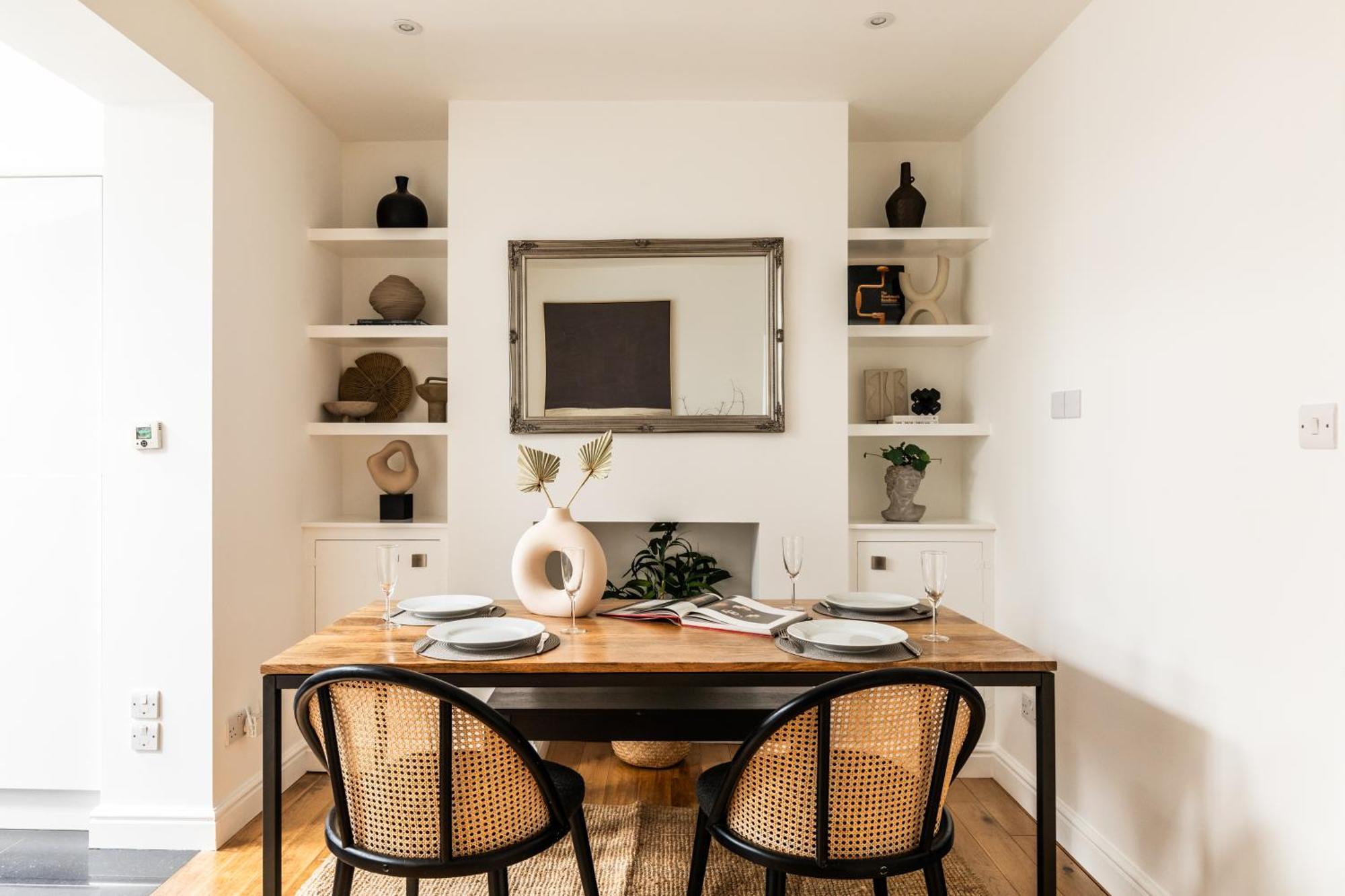 The Broadway Bath - 2 Bedrooms With Parking, Central バース エクステリア 写真