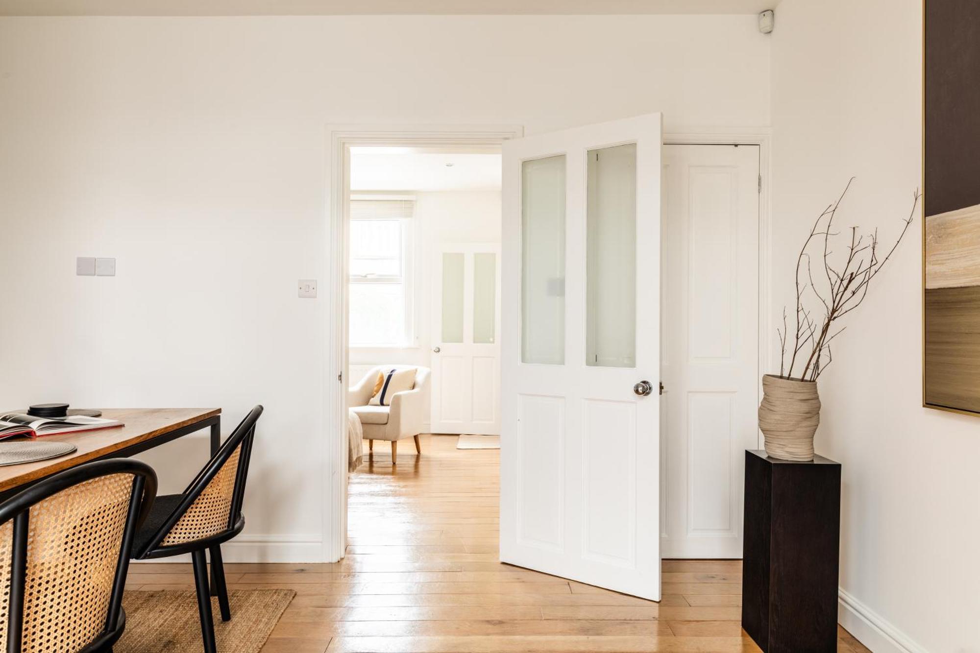 The Broadway Bath - 2 Bedrooms With Parking, Central バース エクステリア 写真