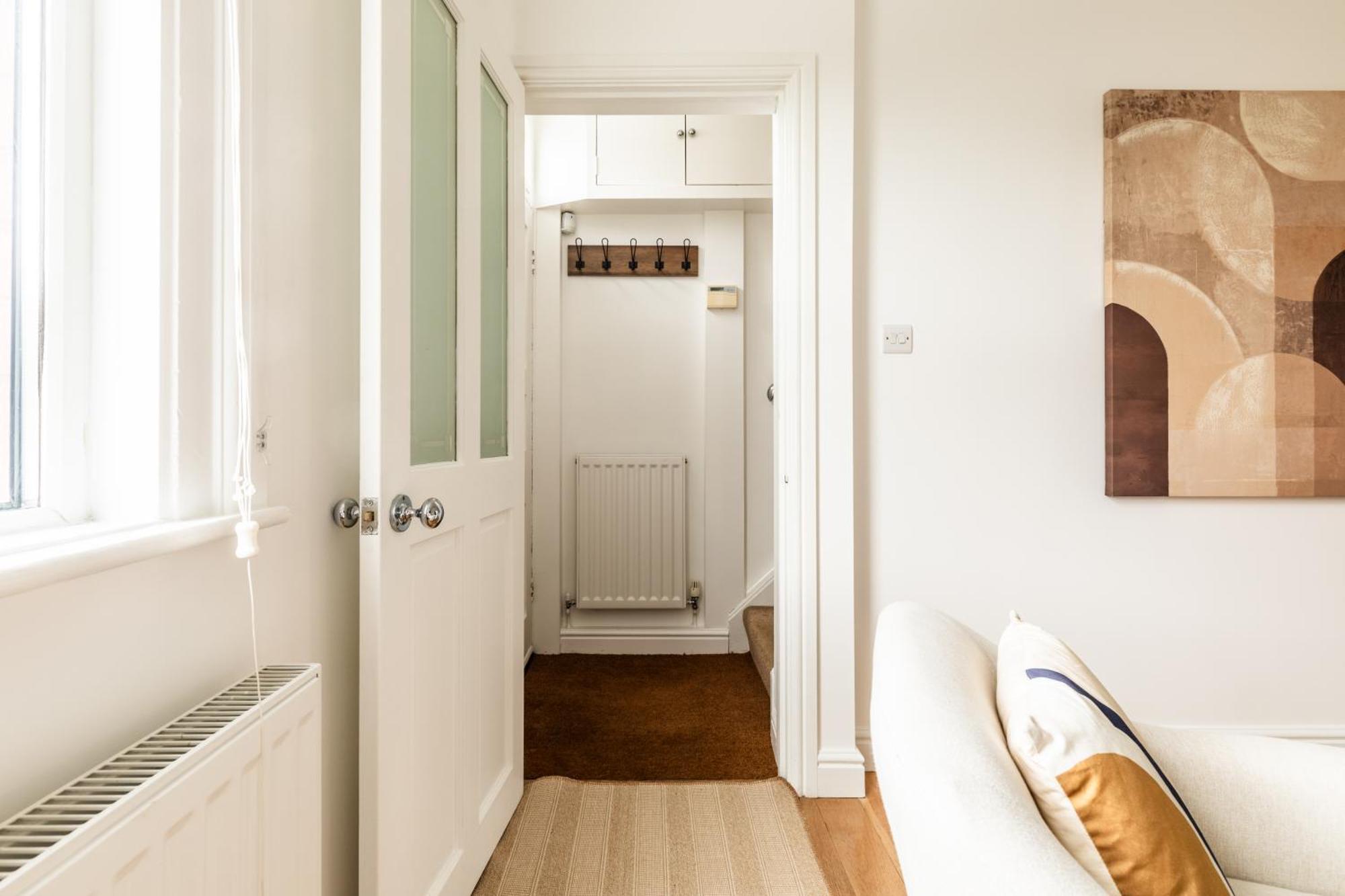The Broadway Bath - 2 Bedrooms With Parking, Central バース エクステリア 写真